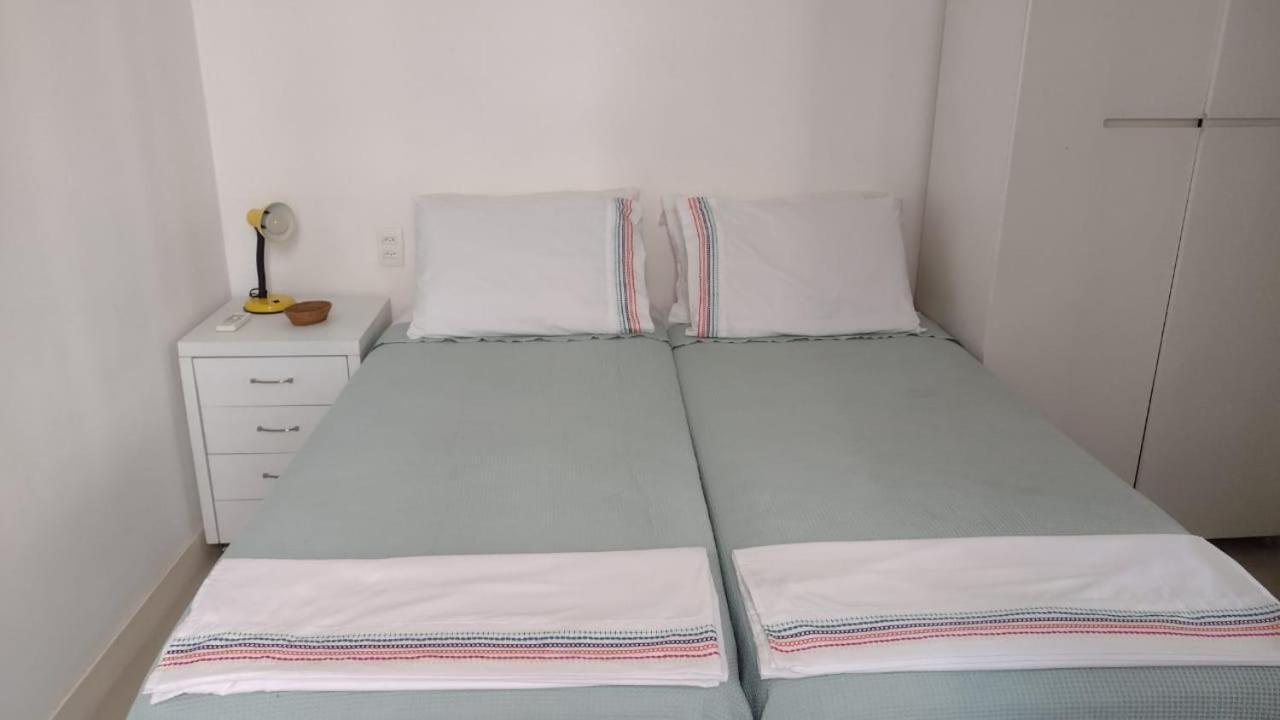 Apartamento Em Copacabana - Rua Bolivar - 2 Quartos - Excelente Localizacao Rio de Janeiro Buitenkant foto