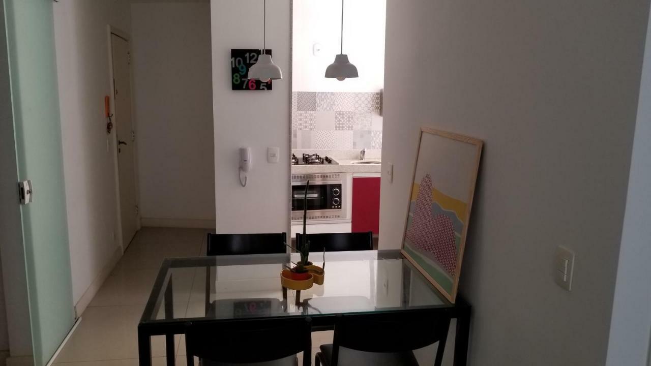 Apartamento Em Copacabana - Rua Bolivar - 2 Quartos - Excelente Localizacao Rio de Janeiro Buitenkant foto