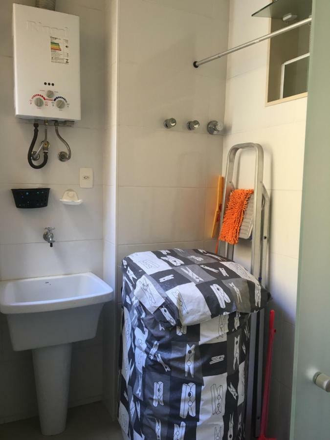 Apartamento Em Copacabana - Rua Bolivar - 2 Quartos - Excelente Localizacao Rio de Janeiro Buitenkant foto